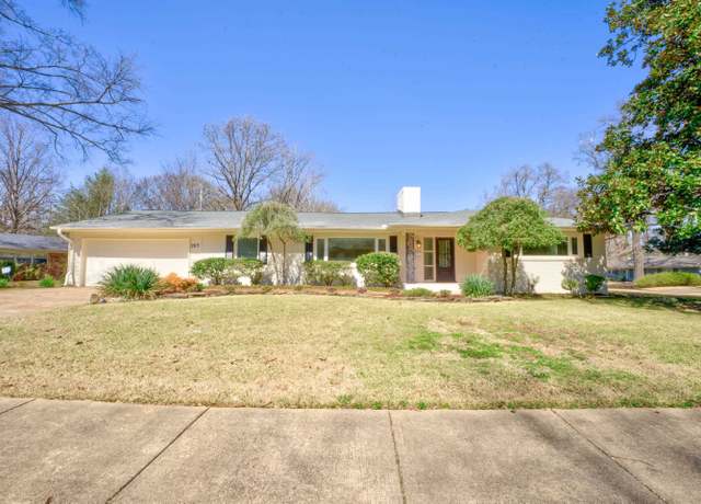 Property at 207 Gardenia Cv, Memphis, TN 38117, 3 beds, 2 baths