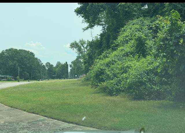 Property at 129 W Brooks Rd, Memphis, TN 38109
