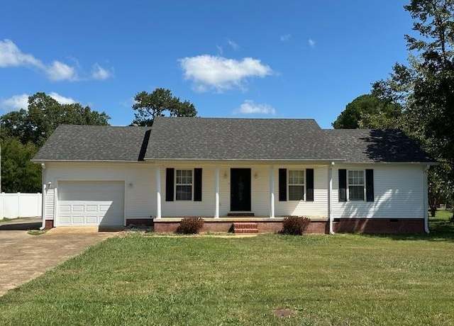 Property at 195 Central St, Savannah, TN 38372, 3 beds, 2 baths