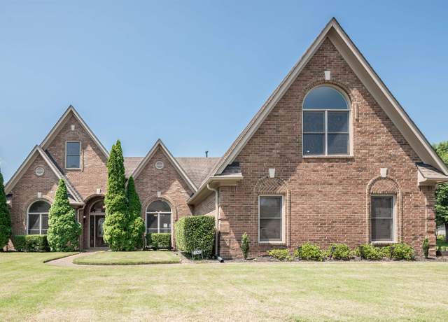 Property at 4829 Fox Springs Dr, Collierville, TN 38017, 4 beds, 3 baths