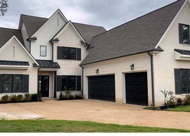 Property at 195 Grand Steeple Dr, Collierville, TN 38017, 4 beds, 3 baths