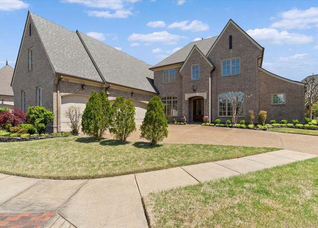 Property at 9248 Liggon Green Ln, Germantown, TN 38139, 4 beds, 3.5 baths