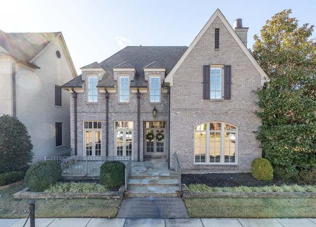 Property at 9207 Liggon Green Ln, Germantown, TN 38139, 4 beds, 4 baths