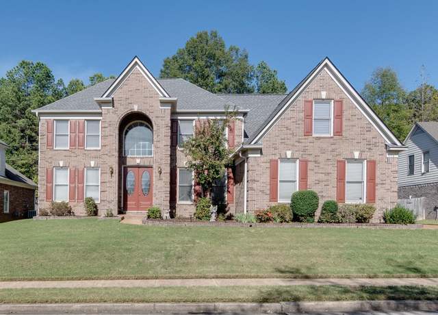 Property at 9116 Deer Meadow Dr, Cordova, TN 38016, 5 beds, 3.5 baths