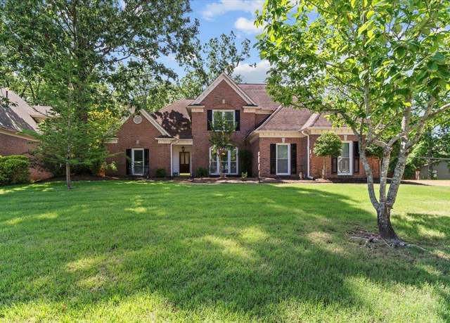 Property at 1600 Stable Park Ct, Memphis, TN 38016, 4 beds, 2.5 baths