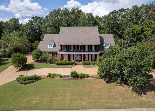 Property at 9551 Fox Hill Cir S, Germantown, TN 38139, 5 beds, 5 baths