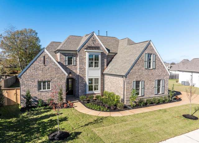 Property at 719 Windsor Hill Circle Cir W, Collierville, TN 38017, 5 beds, 4.5 baths
