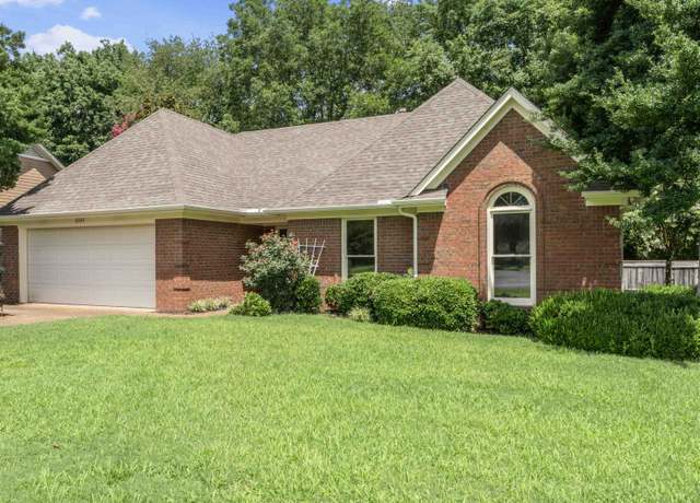 Property at 8284 Clinton Way Ln, Memphis, TN 38018, 3 beds, 2 baths