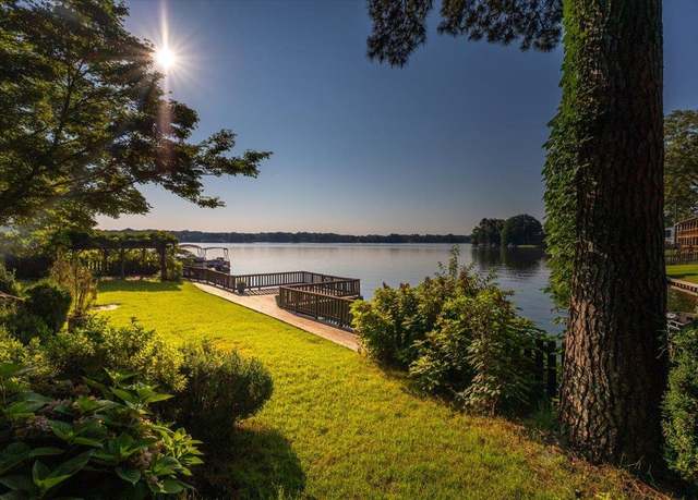 Property at 4192 Cedar Point Rd, Lakeland, TN 38002, 3 beds, 3 baths