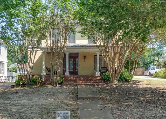 Property at 1680 Carruthers Pl, Memphis, TN 38112, 4 beds, 2.5 baths