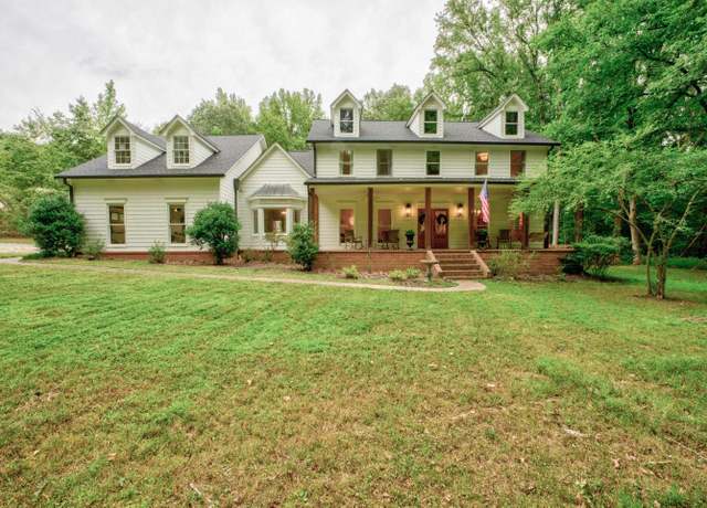 Property at 460 N Country Way, Cordova, TN 38018, 5 beds, 3.5 baths
