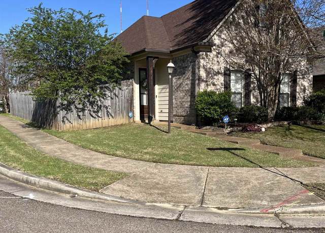 Property at 967 Crayton Ridge Dr, Cordova, TN 38018, 3 beds, 2 baths