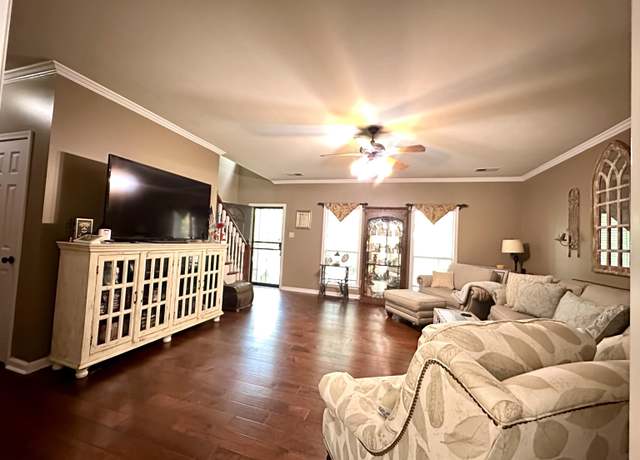Property at 306 Old Jernigan Rd, Somerville, TN 38068, 4 beds, 2.5 baths