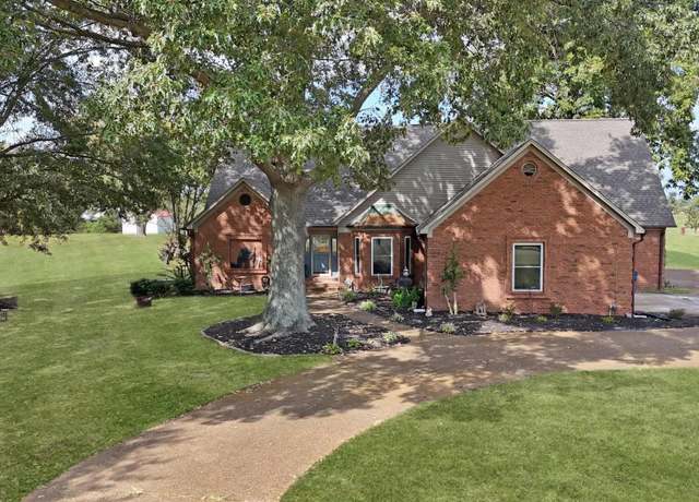 Property at 42 Hastings Way, Covington, TN 38019, 4 beds, 3 baths