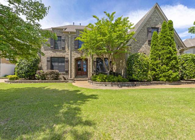 Property at 1813 Shoal Creek Ln, Collierville, TN 38017, 5 beds, 4.5 baths
