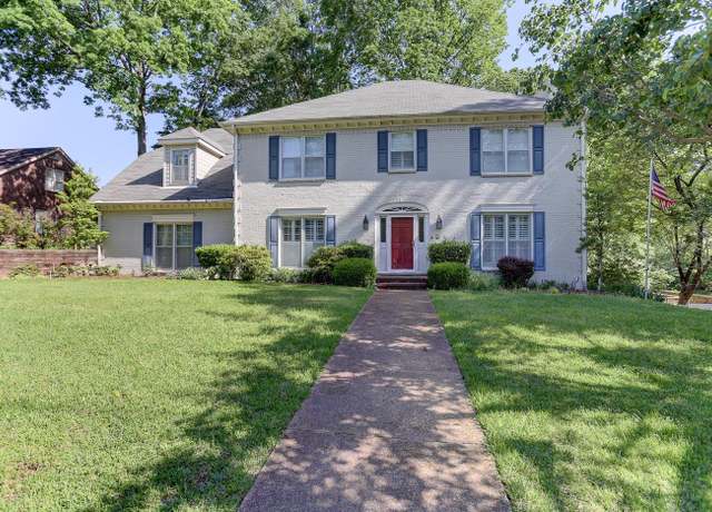 Property at 8222 Dogwood Rd, Germantown, TN 38139, 4 beds, 3 baths