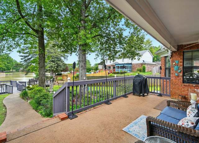 Property at 2458 Carrollwood Ln, Memphis, TN 38016, 4 beds, 3.5 baths