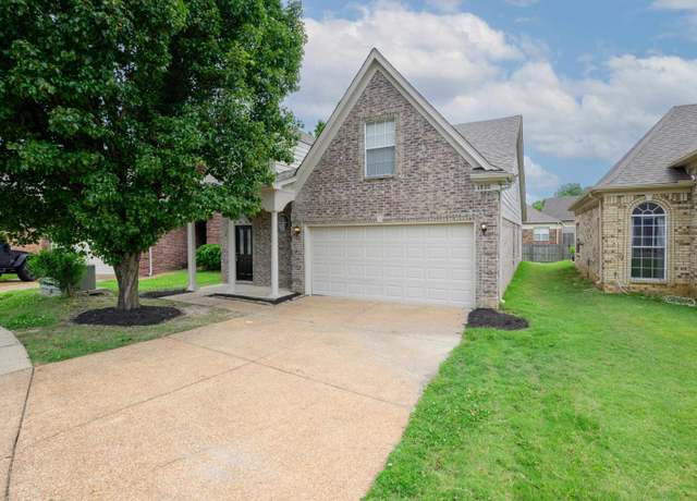 Property at 4820 Pine Forest Dr, Memphis, TN 38125, 3 beds, 2.5 baths