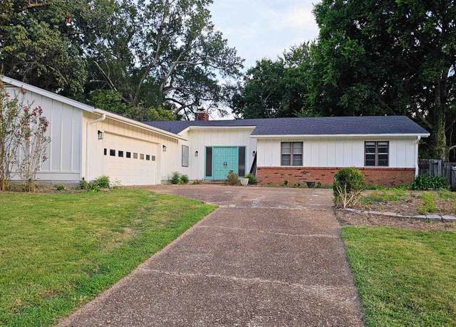 Property at 5433 Pipers Gap Dr, Memphis, TN 38134, 3 beds, 2 baths
