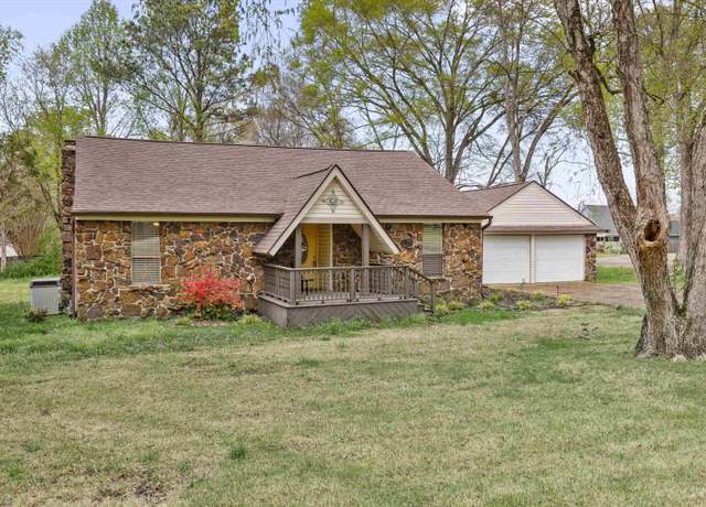 Property at 11998 Brown St, Arlington, TN 38002, 3 beds, 2 baths