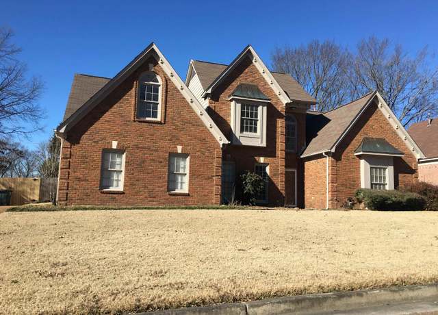 Property at 1727 Candle Ridge Dr, Memphis, TN 38016, 4 beds, 2.5 baths