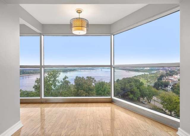 Property at 655 Riverside Dr Unit 905B, Memphis, TN 38103, 1 bed, 1 bath