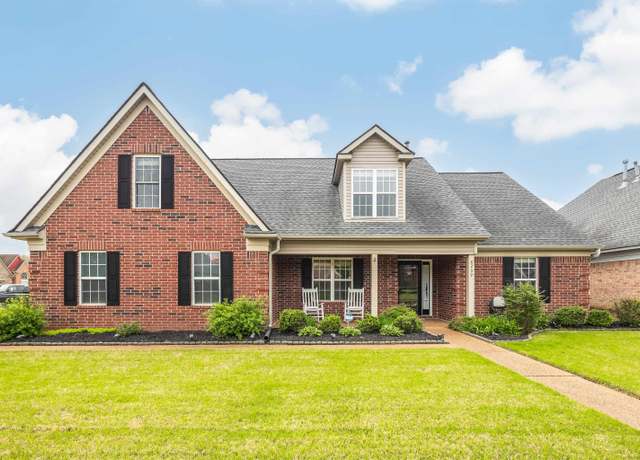 Property at 8239 Blue Lagoon Dr, Bartlett, TN 38002, 5 beds, 2.5 baths