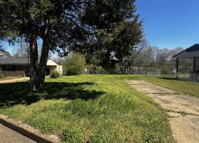 Property at 371 Washburn Dr, Memphis, TN 38109