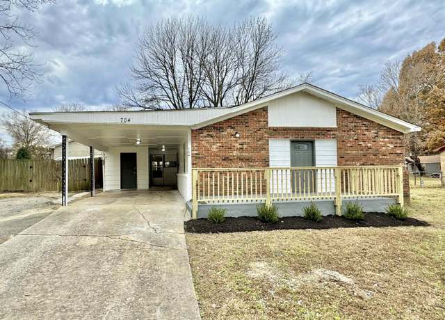 Property at 704 E Cooper St, Brownsville, TN 38012-3520, 3 beds, 2 baths