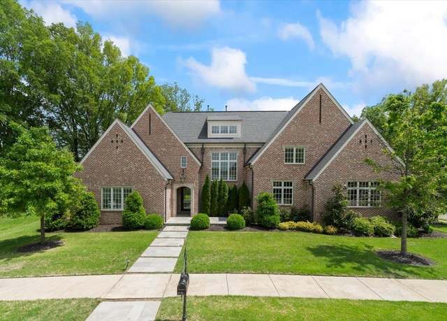 Property at 564 Lambs Brook Ln, Collierville, TN 38017, 5 beds, 5.5 baths