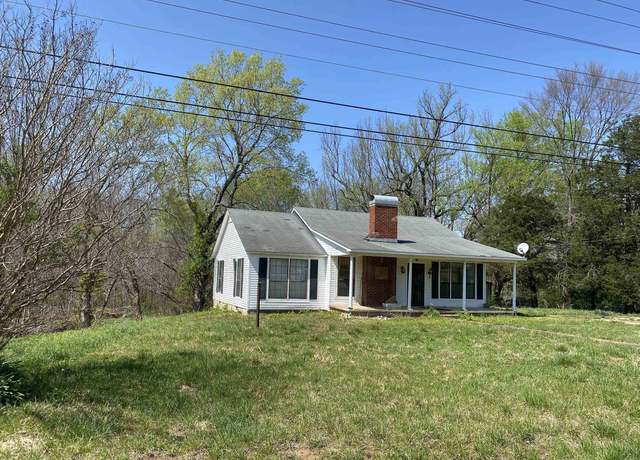Property at 11445 64 Hwy, Savannah, TN 38372, 3 beds, 1.5 baths