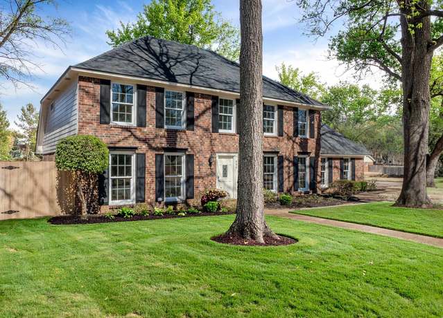 Property at 935 Winleaf Dr, Collierville, TN 38017, 4 beds, 2.5 baths