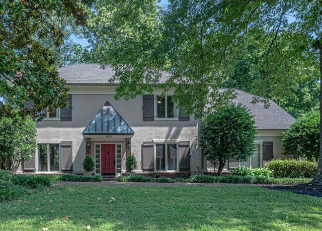Property at 8350 Dogwood Rd, Germantown, TN 38139, 5 beds, 3.5 baths