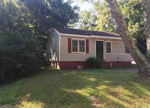 Property at 225 Crocker St, Jackson, TN 38301-6521, 2 beds, 1 bath