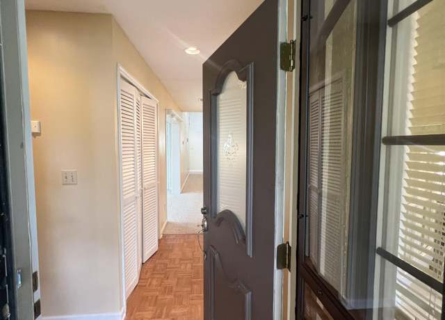 Property at 5001 Scheibler Rd Unit B4, Memphis, TN 38128, 2 beds, 2 baths