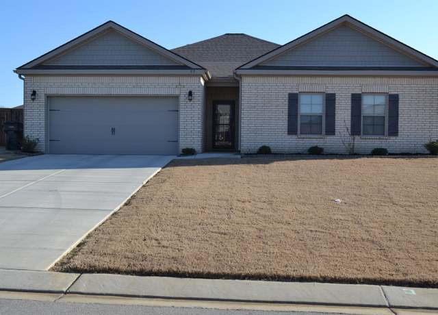 Property at 55 Redford Ln, Oakland, TN 38060, 4 beds, 2 baths