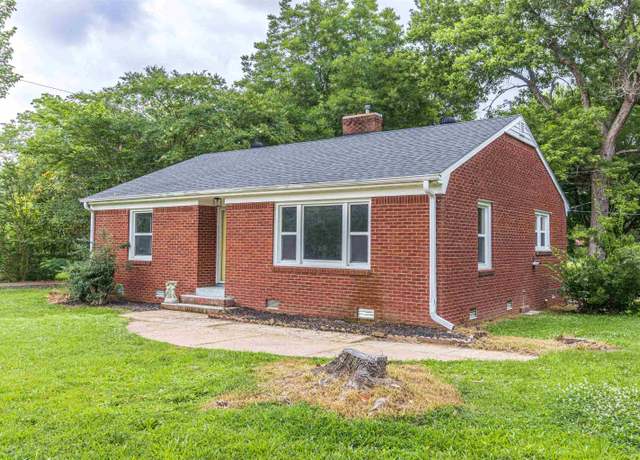 Property at 212 N Maple St, Adamsville, TN 38310, 3 beds, 2 baths