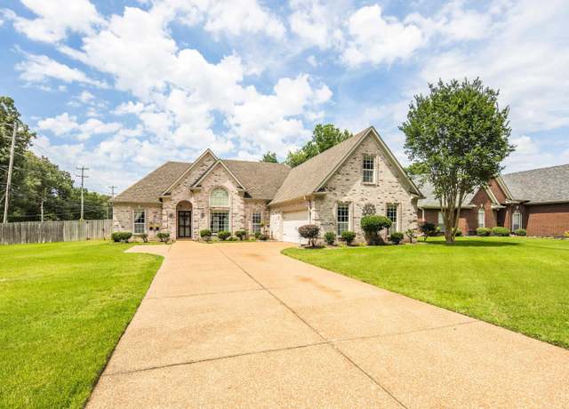 Property at 7510 Shadow Hills Dr, Bartlett, TN 38002, 3 beds, 2 baths
