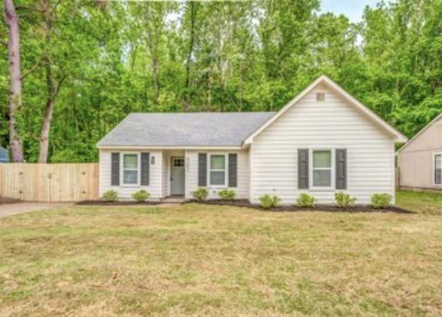 Property at 4380 Winding Hill Dr, Memphis, TN 38128, 3 beds, 2 baths