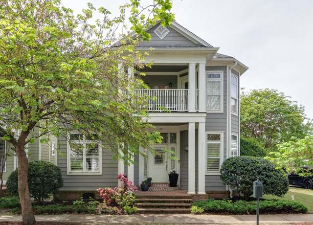 Property at 137 Harbor Point Ln, Memphis, TN 38103, 5 beds, 4 baths