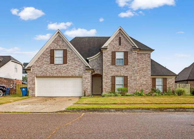 Property at 9635 Grays Lake Dr, Cordova, TN 38018, 5 beds, 3 baths