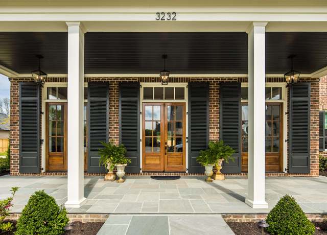 Property at 3232 Caddis Ln, Germantown, TN 38138, 5 beds, 5.5 baths