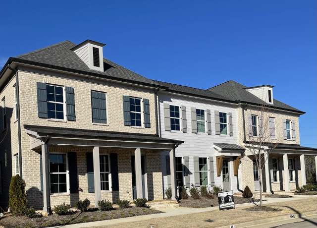 Property at 499 Armel Dr, Collierville, TN 38017, 3 beds, 2.5 baths