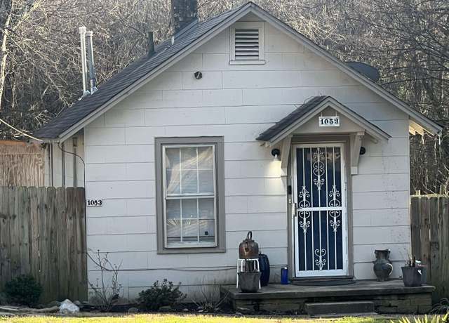 Property at 1049 Hale Rd, Memphis, TN 38116, 3 beds, 1 bath