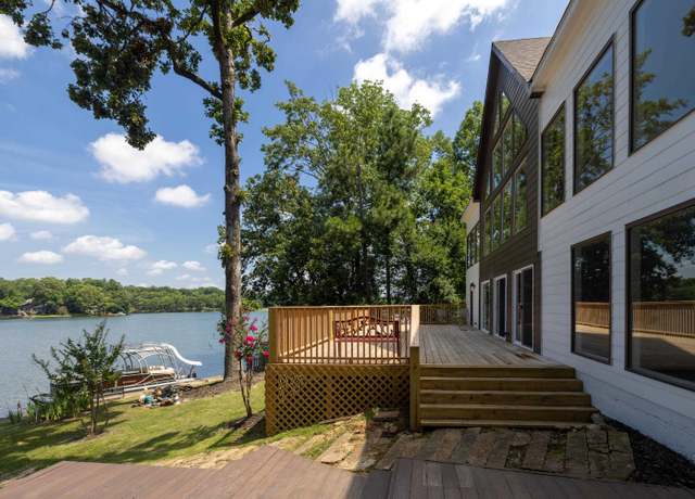 Property at 4175 Cedar Point Rd, Lakeland, TN 38002, 5 beds, 4.5 baths