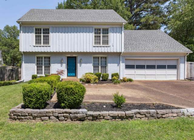 Property at 2250 Woodside Dr, Germantown, TN 38138, 4 beds, 2.5 baths