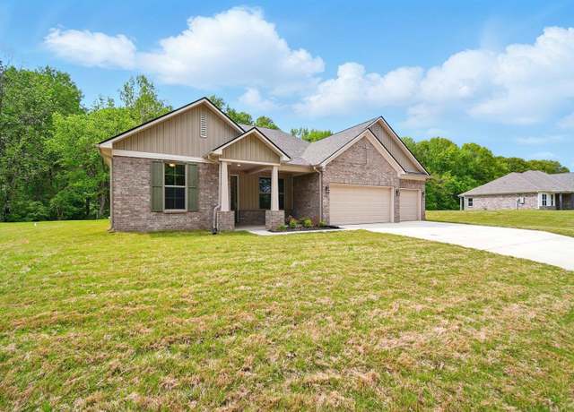 Property at 467 Garland Dr, Covington, TN 38019, 4 beds, 3 baths