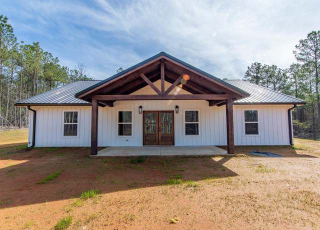 Property at 1471 Chambers Store Rd, Michie, TN 38357, 3 beds, 2 baths