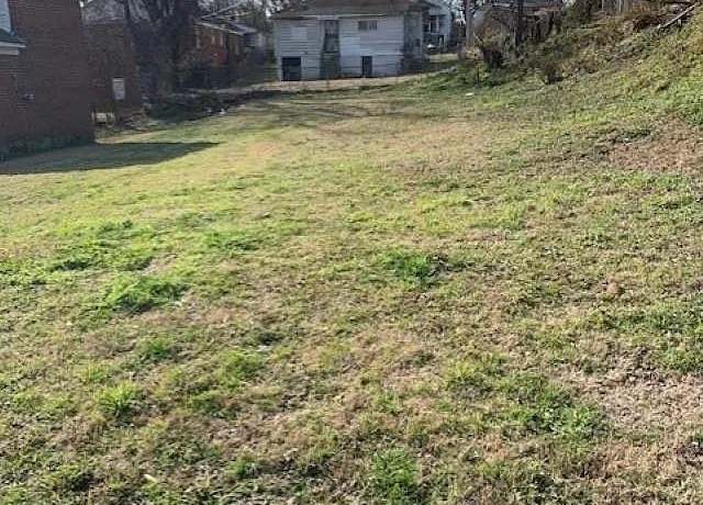 Property at 1425 Hemlock St, Memphis, TN 38106