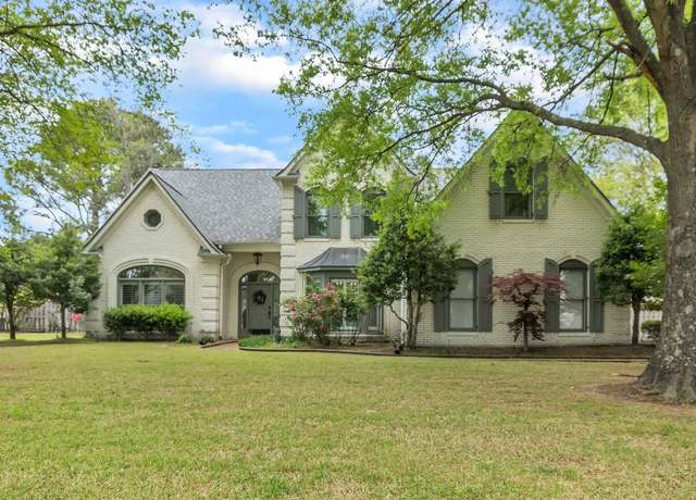 Property at 10290 W Shrewsbury Run, Collierville, TN 38017, 4 beds, 3.5 baths